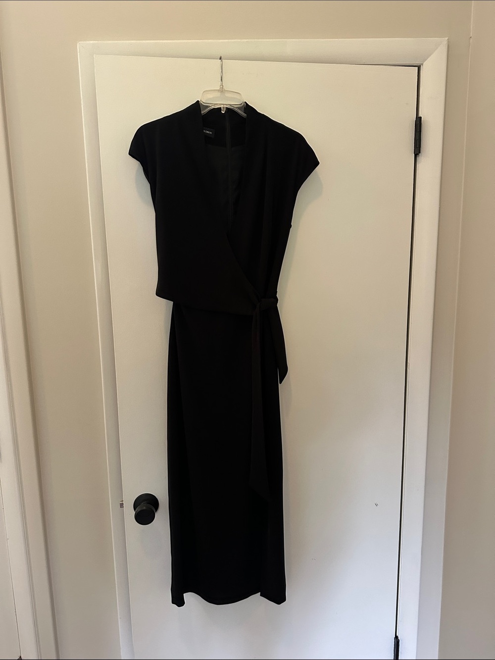Jones New York Black Cap-Sleeve Wrap Maxi Dress